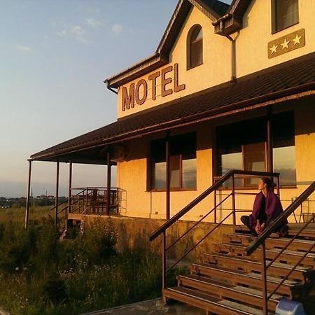 Motel Sacvoyage Charkiv Exteriör bild
